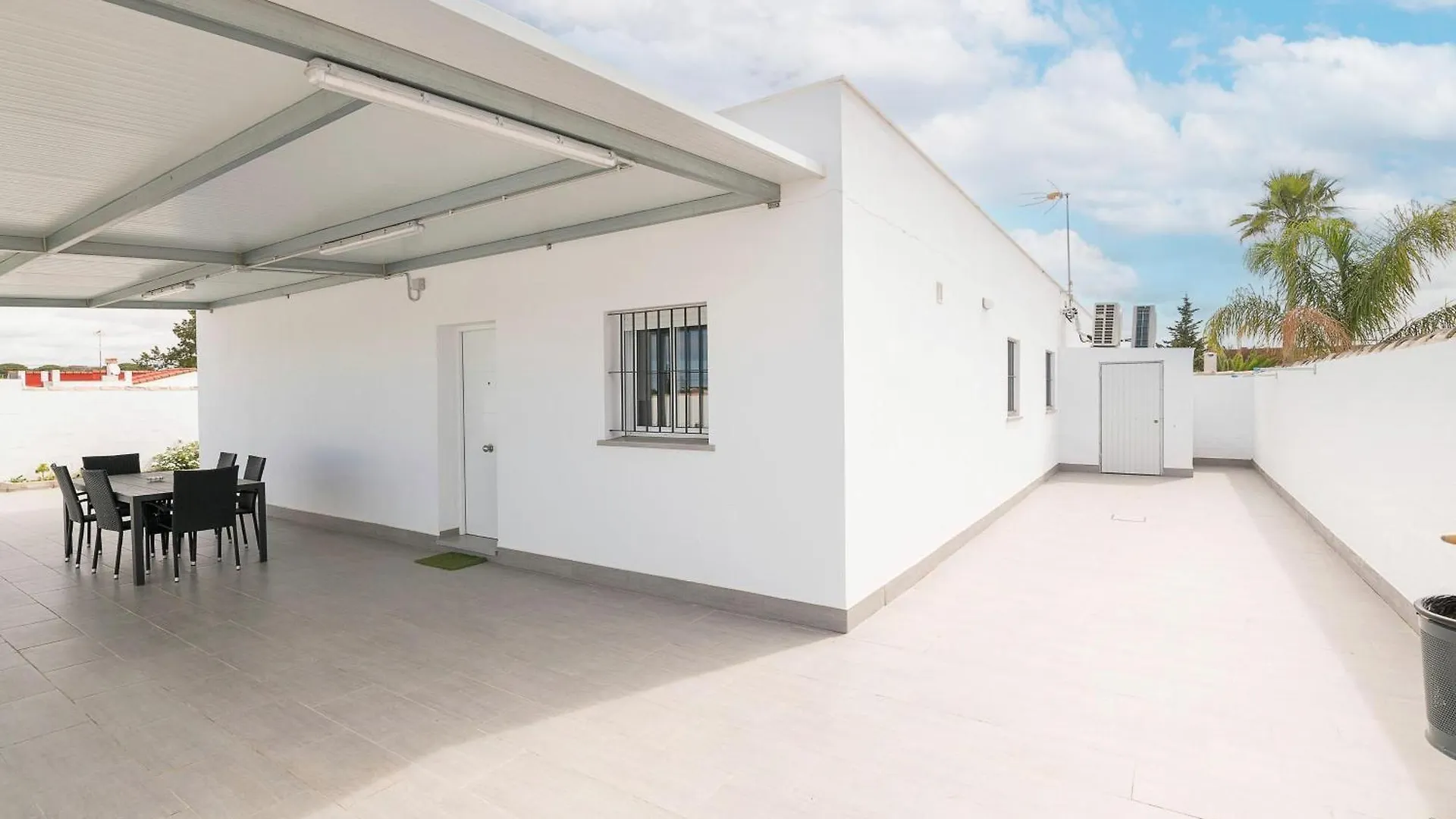 Miamar 1 Villa Hozanejos